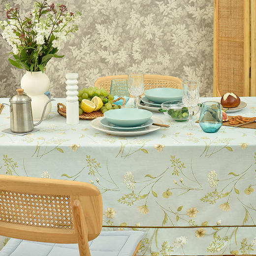 蓝色清新小花餐桌布 商品图1