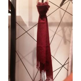 3楼 皮皮狗羊绒围巾