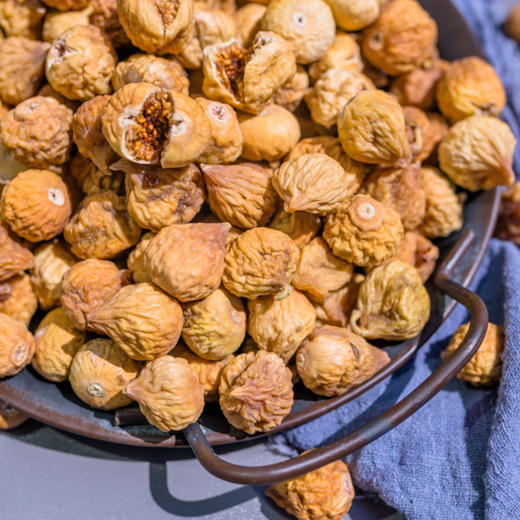 新疆【无花果干】口感香甜不腻 高纤维 低热量 营养价值很高的干果食材 商品图1