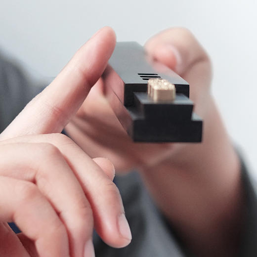 万物三千 怀袖 精品小楷笔+活字镇纸一体装 定制款不接受退货 商品图2