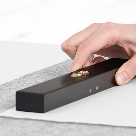 万物三千 方正金陵体私人定制铜活字镇纸-笔畅意安文房四宝 商品图4