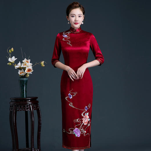 上海旗袍厂LHS-20521刺绣喜婆婆婚宴装旗袍 大码长袖连衣裙婚礼妈妈礼服 洋气秋季 商品图2