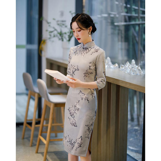 上海旗袍厂ZAYS-82227秋冬中长改良雪花绒年轻款旗袍日常少女时尚素颜立领旗袍 商品图2