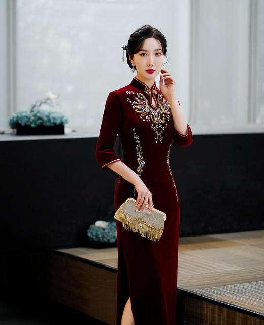 上海旗袍厂ZAYS-9110金丝绒手工钉珠旗袍2021秋冬妈妈装七分袖婚礼宴会礼服时尚旗袍裙 商品图5