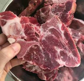 【周三到】厂家直定价格放水！！牛脊骨3斤装，多肉现切牛脊骨，骨香肉嫩回味无穷