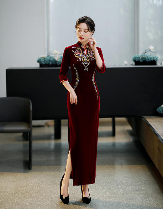 上海旗袍厂ZAYS-9110金丝绒手工钉珠旗袍2021秋冬妈妈装七分袖婚礼宴会礼服时尚旗袍裙 商品图6