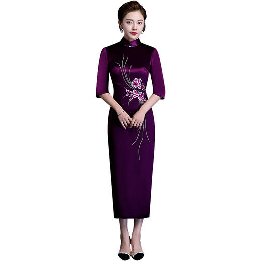 上海旗袍厂LHS-20254婚宴礼服 刺绣喜婆婆结婚大码改良旗袍 年轻款 商品图7