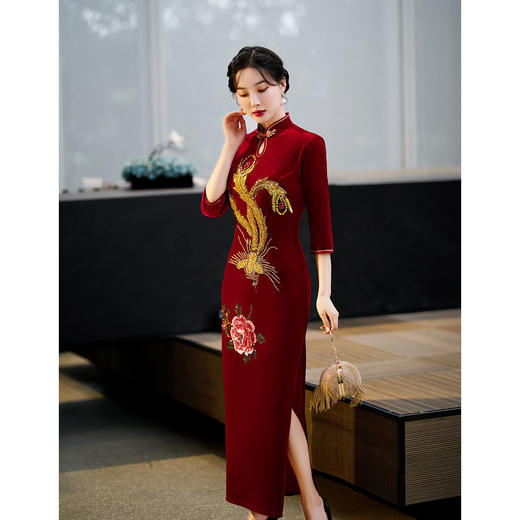 上海旗袍厂ZAYS-9108红秋冬金丝绒长款手工钉珠旗袍日常婚宴礼服红色妈妈装旗袍 商品图5