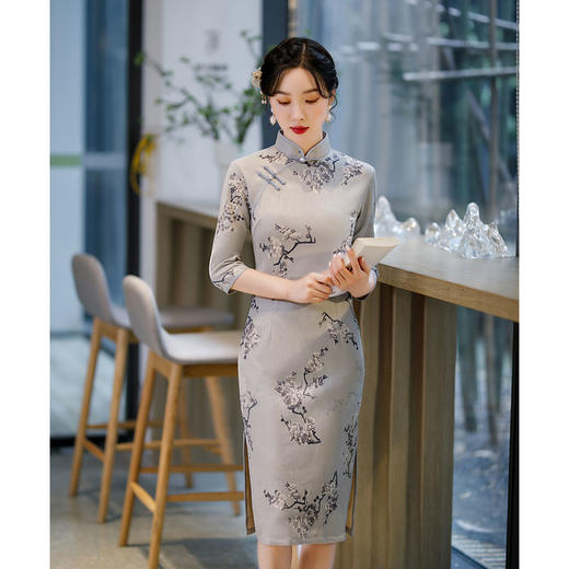 上海旗袍厂ZAYS-82227秋冬中长改良雪花绒年轻款旗袍日常少女时尚素颜立领旗袍 商品图4