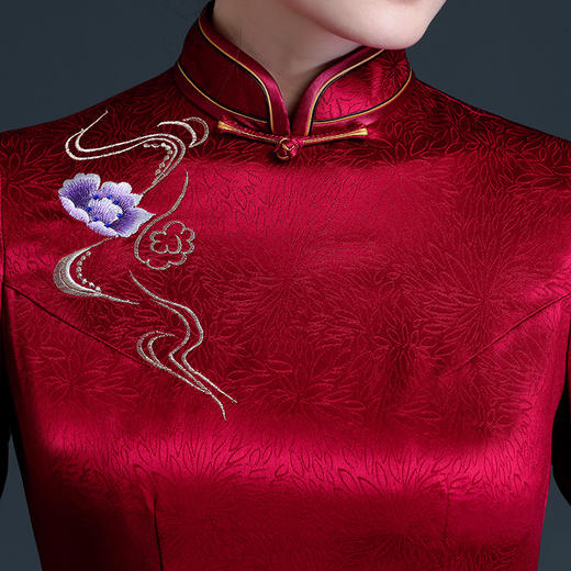 上海旗袍厂LHS-20521刺绣喜婆婆婚宴装旗袍 大码长袖连衣裙婚礼妈妈礼服 洋气秋季 商品图5