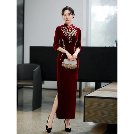 上海旗袍厂ZAYS-9110金丝绒手工钉珠旗袍2021秋冬妈妈装七分袖婚礼宴会礼服时尚旗袍裙 商品图3