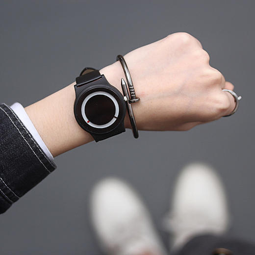 【手表】韩国潮流时尚森女表韩版简约皮带学生复古圆形小巧气质小清新手表 商品图2