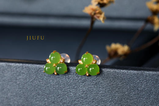 18K玫瑰金和田玉（碧玉）镶钻耳钉--三叶草 /半珠5mm/苹果绿 商品图1