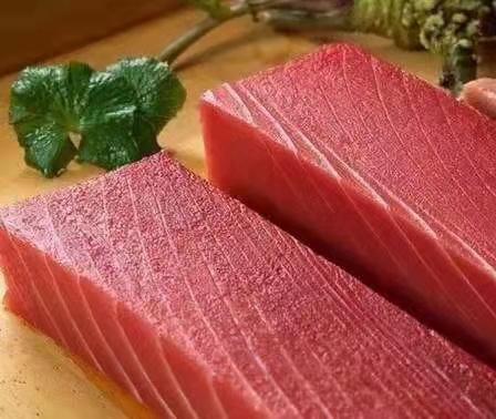 【周年庆抢先团 低价一促即发】美丽市场超市-蓝鳍金枪鱼约100g【仅限10/30当天15:00-22:00取货，每人限购2份，腹部肉除外】 商品图0