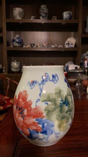 釉下五彩花开富贵福筒 商品图0