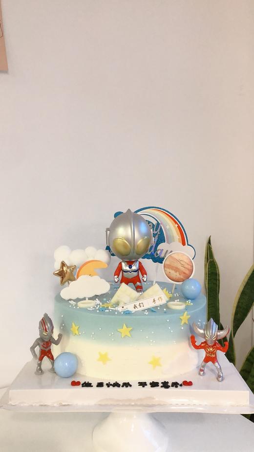 奥特曼玩偶(小玩偶颜色随机搭配)卡通蛋糕-低糖处理无添加 商品图2