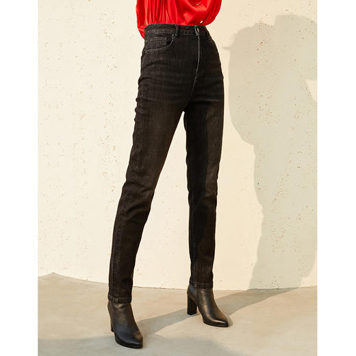 EITIE爱特爱冬季新款时尚简约百搭显瘦黑色修身铅笔裤牛仔裤D2105811 商品图2