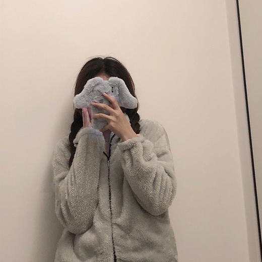 新款珊瑚绒情侣睡衣男女秋冬加厚保暖黑色法兰绒毛绒家居服两件套 商品图1