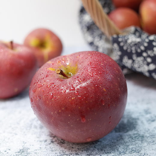 【外丑内甜】大凉山丑苹果 爽脆细嫩 咀嚼无残渣 不被外表所定义 商品图0