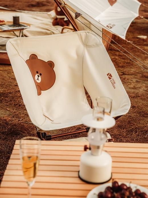 牧高笛 Line Friends联名 活力布朗熊 便携钓鱼椅子靠背小凳子YY 商品图1