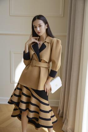 驼色太空针织短风衣（附腰带）