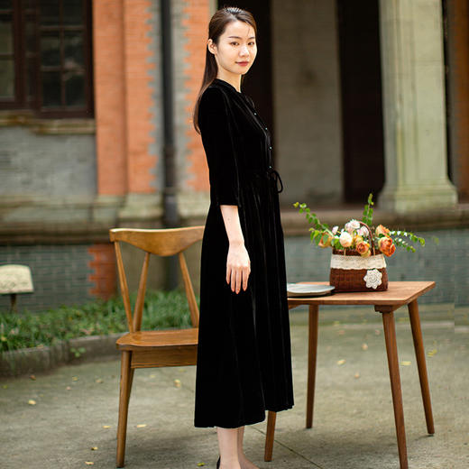 丁摩  真丝丝绒秋款七分袖连衣裙长裙 复古优雅范Q121197 商品图2