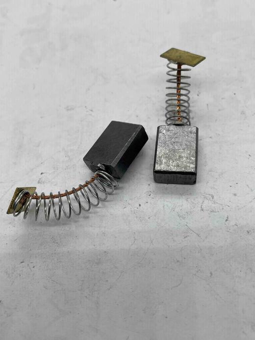 【货号05558】精品7*13碳刷电链锯碳刷切割机碳刷钢材机碳刷电动工具碳刷 商品图3
