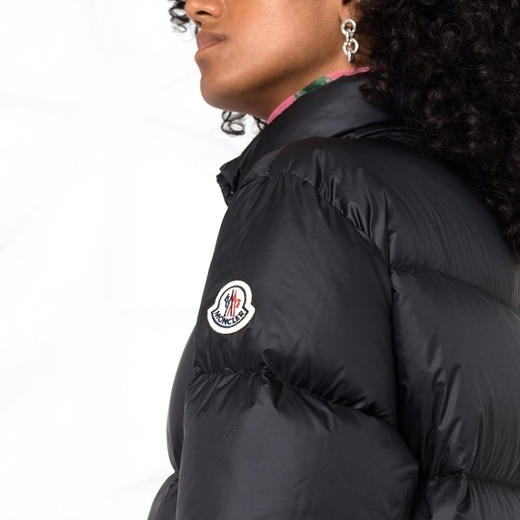 MONCLER 女士羽绒服 1A00135-5396Q-999 商品图4