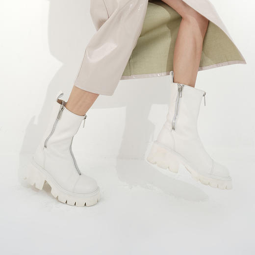 预售|VITTORIO VENTURA【徐璐同款】薇薇燃荔枝纹牛皮轻厚底拉链马丁靴（默认顺丰到付 联系客服报销）.潮快闪[ 福利品] 商品图0