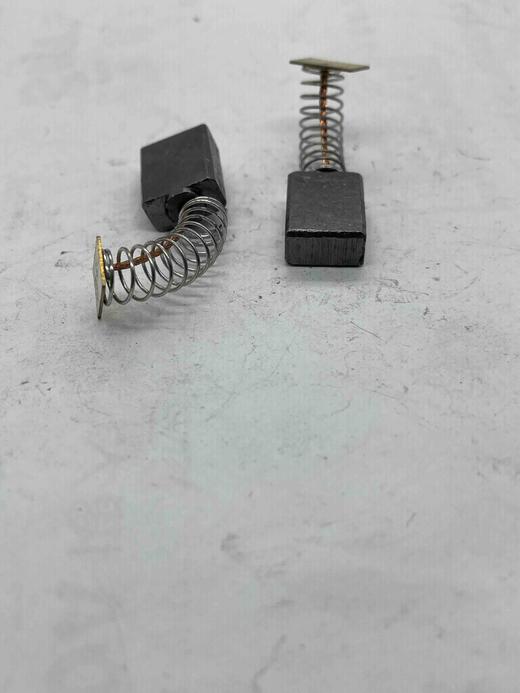 【货号05558】精品7*13碳刷电链锯碳刷切割机碳刷钢材机碳刷电动工具碳刷 商品图4