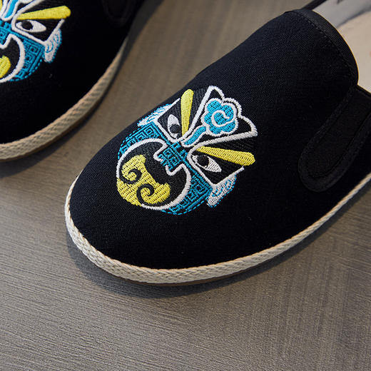 复古风  脸谱刺绣草本布鞋 商品图2