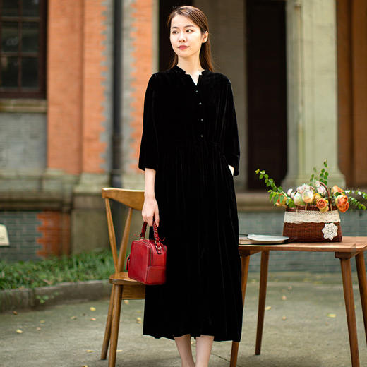 丁摩  真丝丝绒秋款七分袖连衣裙长裙 复古优雅范Q121197 商品图0