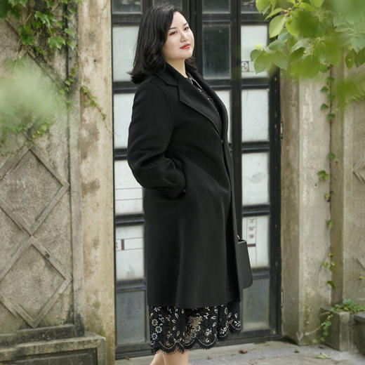 高端大码女装阔太太蕾丝连衣裙秋新款胖mm时尚裙子Q121200 商品图1