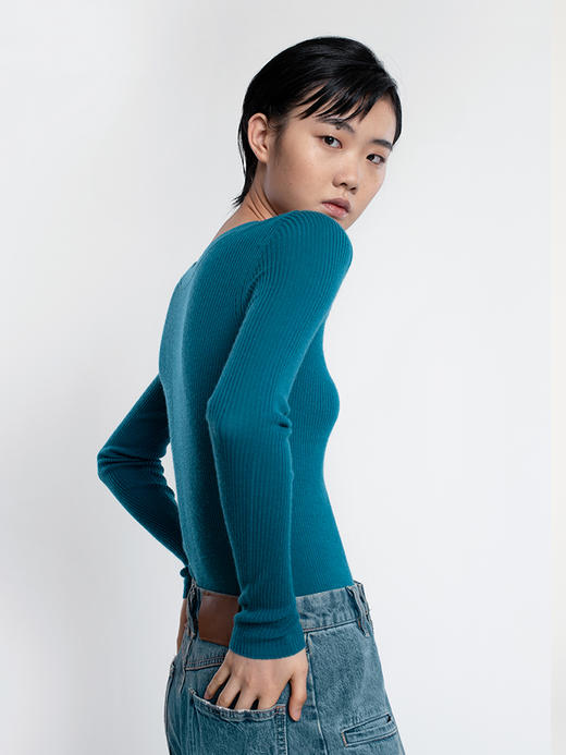 女士2021新款精纺阿拉善山羊绒圆领套头衫 商品图1