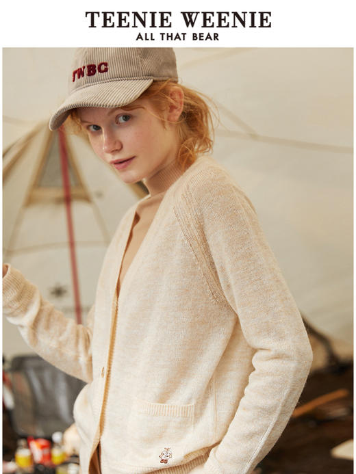 TeenieWeenie小熊V领针织衫开衫毛衣外套修身显瘦外穿女2021冬款TTCK214902T 商品图0