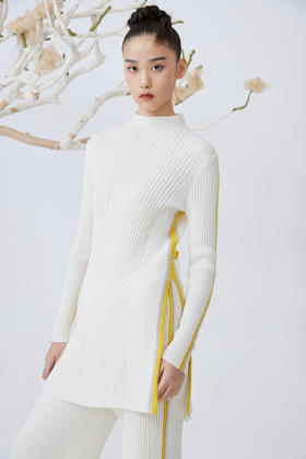 自带领中长款侧开叉羊绒女套衫 SJF93W111N