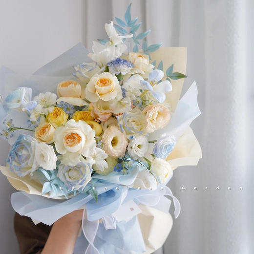 《海盐气泡》喷染蓝色系混搭花束 商品图1