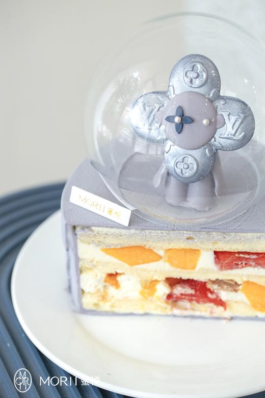 LV太阳花 低调的奢华水果蛋糕  (提早4天预订) 商品图1