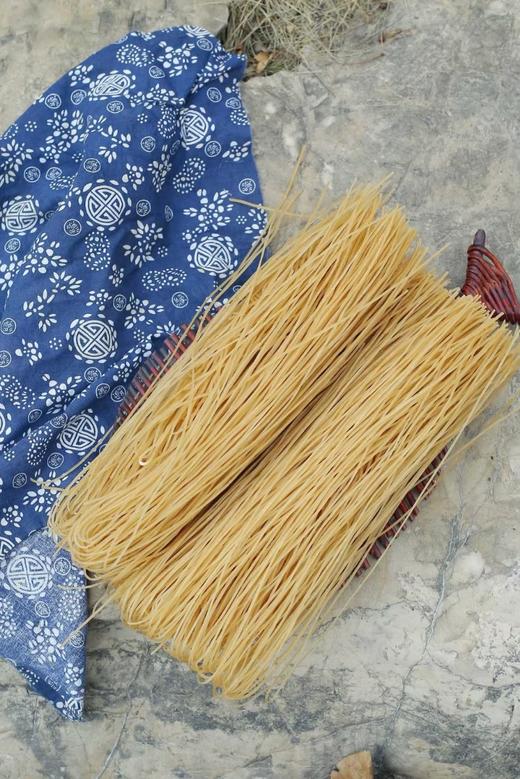 地瓜粉条 宽细都有 纯手工 无凝胶 无添加 四斤装 包邮 |百里食 商品图4