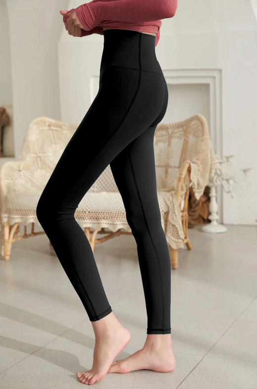 《捡漏专场  不退换》哈瓦塔瘦腿新款冬季加厚面感高腰提臀透气瑜伽裤 商品图5