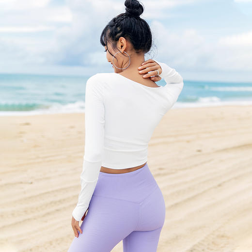 【裸感拼肌理】V领带胸垫瑜伽服上衣女短弹力紧身衣显瘦长袖 商品图1