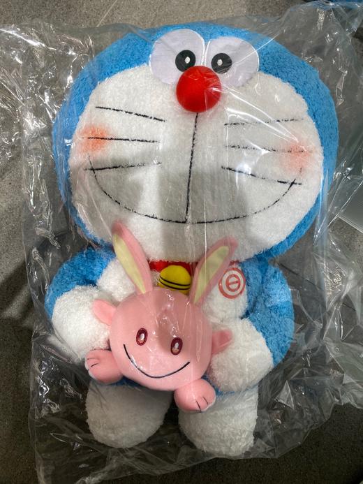 哆啦A梦公仔-抱粉兔 商品图0