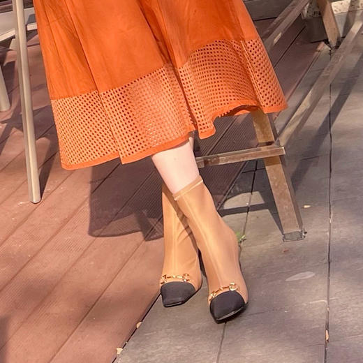 westory2021秋冬新品时装靴短筒女靴细跟W21DS81541 商品图1