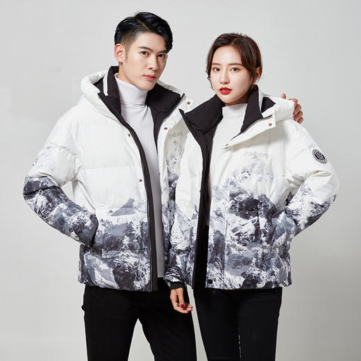 【羽绒服】男女情侣装雪山渐变连帽时尚潮流短款户外抗寒保暖羽绒服 商品图0