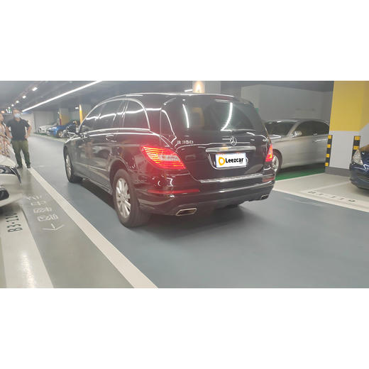 奔驰 R级 R 350L 4MATIC 【月租-深圳】 商品图12