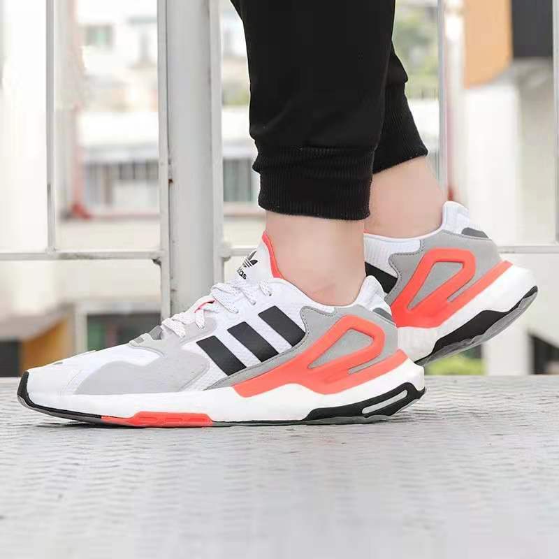 Adidas 阿迪达斯 三叶草 DAY JOGGER BOOST  夜行者2男女跑步鞋