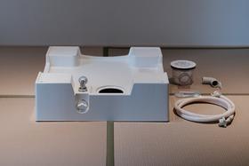 日本进口公寓房滚筒洗衣机垫高底座新款自带进水龙头TRF640