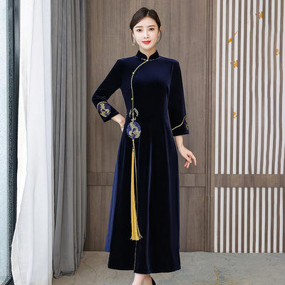 AHM- olz1928 丝绒奥戴旗袍连衣裙女2021秋冬季中国风刺绣修身立领妈妈装长裙子 商品图3
