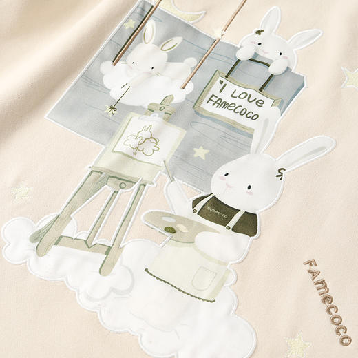 famecoco范可儿连帽卫衣款潮ins印花宽松上衣F218BL005 商品图4