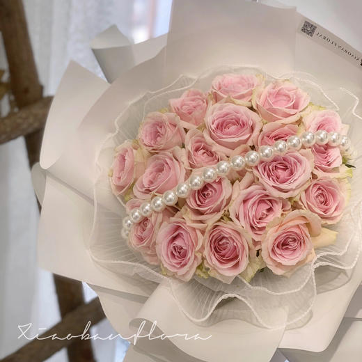 《公主》19枝玫瑰花束 商品图0